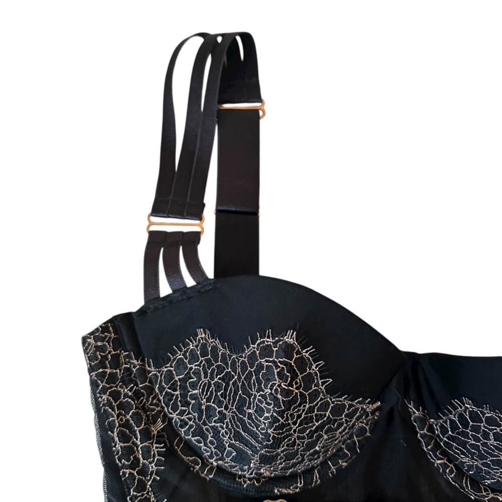 Victoria Secret Chantilly Lace Meah Corseted Bustier size 34C - Picture 11 of 16